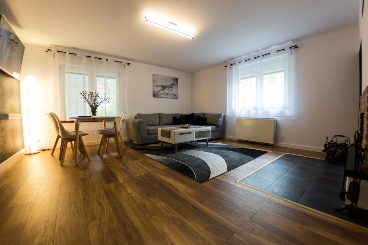Villa Lupus - Apartament Z Prywatna Sauna ชกลาร์สกา ปอเรมบา ภายนอก รูปภาพ
