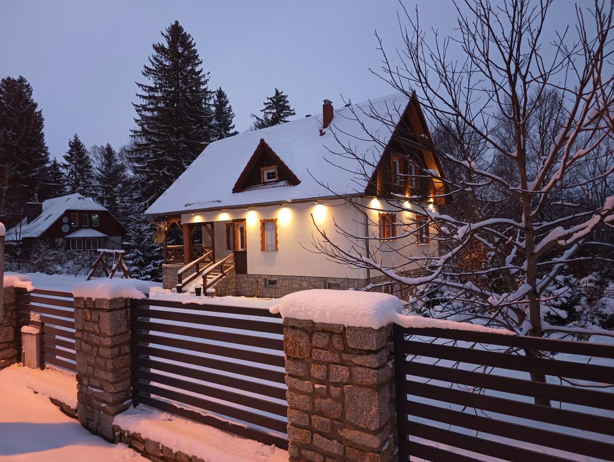 Villa Lupus - Apartament Z Prywatna Sauna ชกลาร์สกา ปอเรมบา ภายนอก รูปภาพ